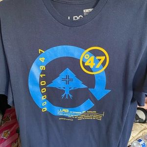 Men’s shirts size medium